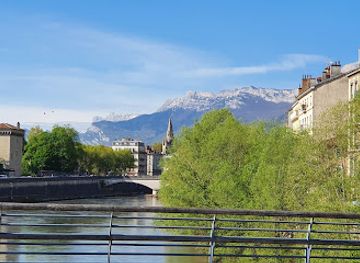 france/grenoble/attraction/porte-saint-laurent