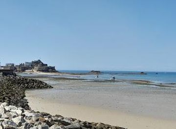 jersey/st-catherine-s-breakwater/attraction/les-jardins-de-la-mer