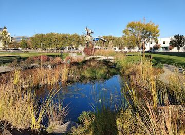kansas/flint-hills/attraction/fountains-at-waterwalk