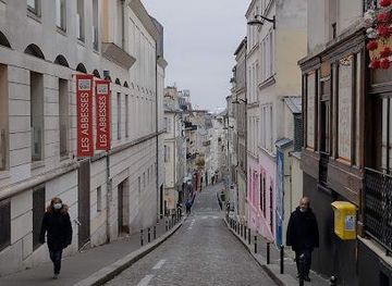 france/versailles/attraction/theatre-des-abbesses