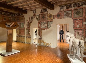 italy/friuli-venezia-giulia/attraction/museum-of-modern-and-contemporary-house-cavazzini