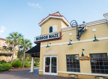 south-carolina/myrtle-beach/attraction/backstage-mirror-maze