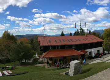 CERKEV NA GORI OLJKI