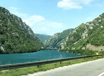 bosnia-and-herzegovina/bosnia/attraction/salakovac