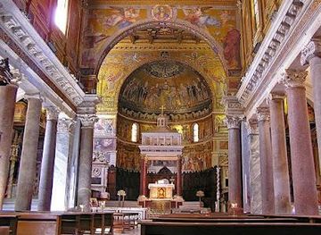 italy/rome/attraction/basilica-of-santa-maria-in-trastevere