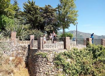 spain/malaga/attraction/parque-la-muralla