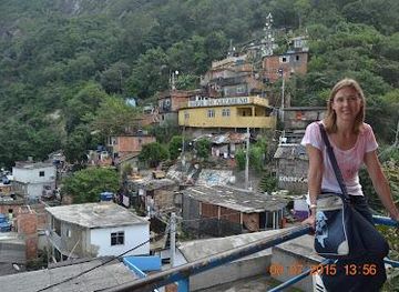 brazil/rio-de-janeiro/attraction/tourio-favela-santa-marta