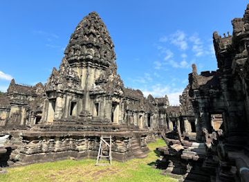 cambodia/preah-vihear/attraction/preah-ponlea-sdach-komlong-terrace-of-the-leper-king
