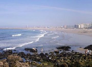 portugal/guimaraes/attraction/praia-de-matosinhos