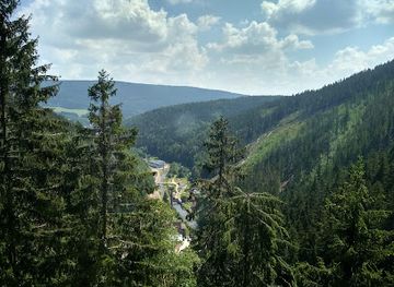 czechia/krkonose/attraction/lesni-hradek-aichelburg