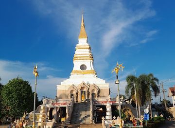 thailand/mekong-river-region/attraction/phrathat-klang-nam-phra-that-nong-khai-sunken-chedi-in-the-mekong-river-nong-khai-town