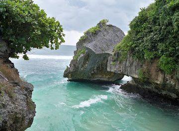 indonesia/bali/jimbaran/attraction/tebing-pantai-balangan
