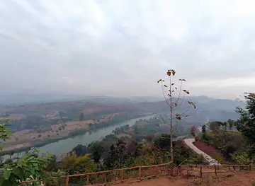 ကွတ်လုံတောင်