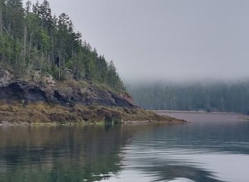 canada/maritimes/attraction/jolly-breeze-whale-adventures