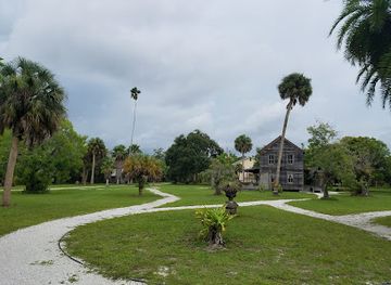 florida/southwest-florida/attraction/koreshan-state-park