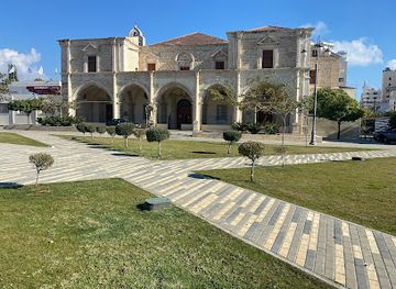 cyprus/larnaca/attraction/plateia-michalaki-paridi
