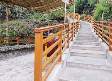 peru/ancash/attraction/hornillos-waterfall