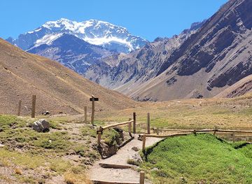 argentina/aconcagua-provincial-park/attraction/fin-sendero-de-la-laguna-de-horcones