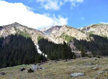 romania/fagaras-mountains/attraction/muchia-dragusului
