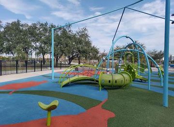 florida/st-petersburg/attraction/julian-b-lane-riverfront-park