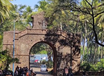 india/goa/attraction/adil-shah-palace-gateway