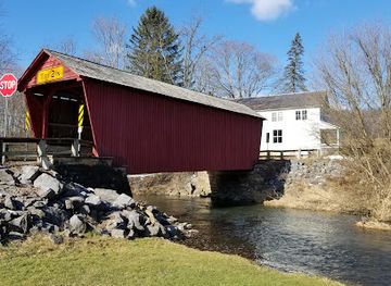 pennsylvania/bald-eagle-state-park/attraction/logan-mills-covered-bridge