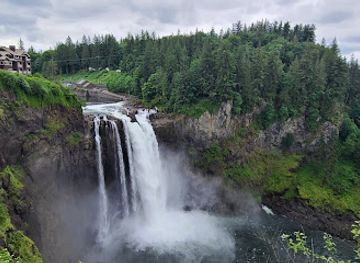 washington/central-washington/attraction/snoqualmie-falls-higher-observation-deck