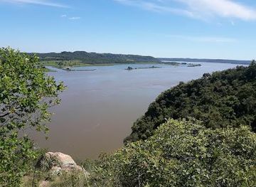 paraguay/encarnacion/attraction/acceso-al-parque-provincial-teyu-cuare