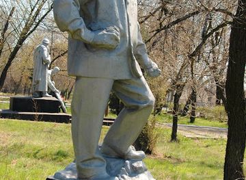 ukraine/donets-ridge/attraction/pamyatnik-shakhtyoru
