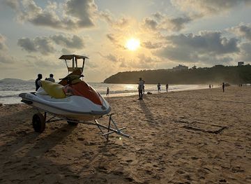 india/goa-beaches/attraction/bogmalo-beach