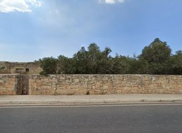 malta/mqabba/attraction/upside-down