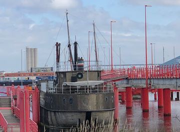 germany/rostock/attraction/betonschiff-capella