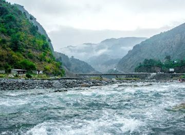 pakistan/khyber-pakhtunkhwa/attraction/harnoi-waterfall