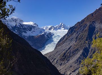 new-zealand/fox-glacier/attraction/fox-glacier-chalet-lookout-track