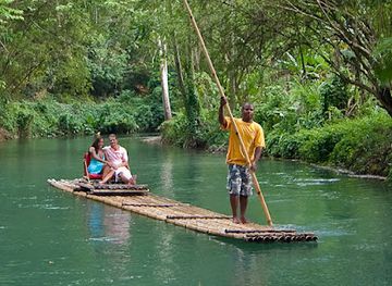 jamaica/montego-bay/attraction/campbell-s-luxury-excursion