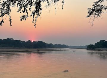 zambia/muchinga-province/attraction/kamukonzo-community-campsite