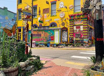 pennsylvania/pittsburgh/strip-district/attraction/randyland