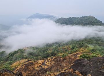india/northern-plains/attraction/kamandurg-fort