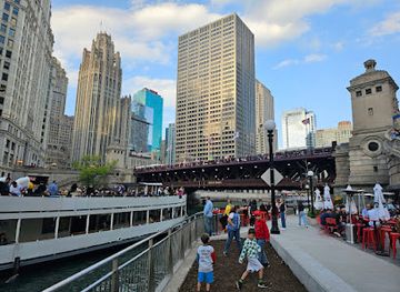 illinois/chicagoland/attraction/dusable-bridge