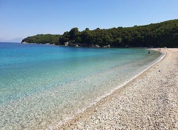 albania/gjirokaster/attraction/avlaki-beach