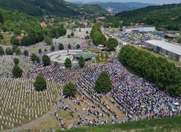 bosnia-and-herzegovina/eastern-bosnia/attraction/srebrenica-memorial-center