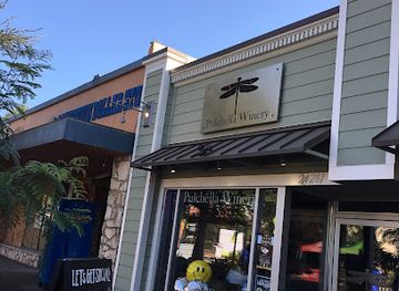 california/santa-clarita/attraction/pulchella-winery