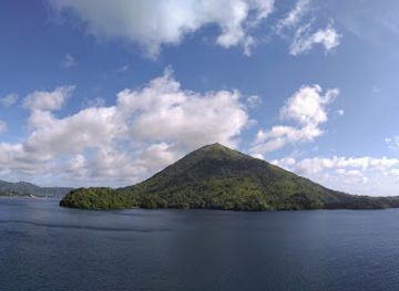 indonesia/maluku/attraction/mount-api