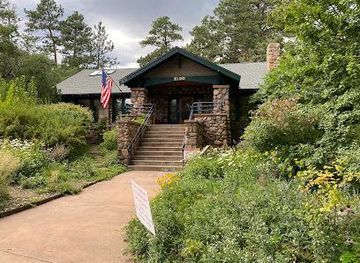 colorado/monument/attraction/starsmore-visitor-and-nature-center
