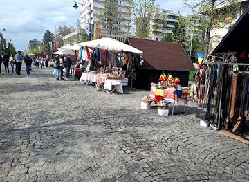 romania/iasi/attraction/promenada-iasi-bulevardul-stefan-cel-mare-si-sfant