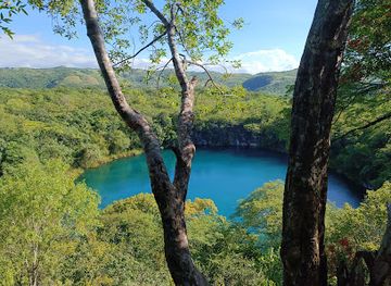 guatemala/rio-dulce/attraction/cenotes-de-candelaria