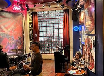 portugal/estremadura/attraction/paginas-tantas