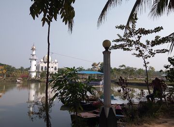 bangladesh/khulna/attraction/chandra-mahal-eco-park