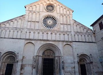 croatia/zadar/attraction/cathedral-of-st-anastasia