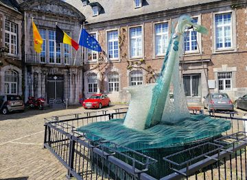 belgium/wallonia/attraction/statue-saxophone-water-clock